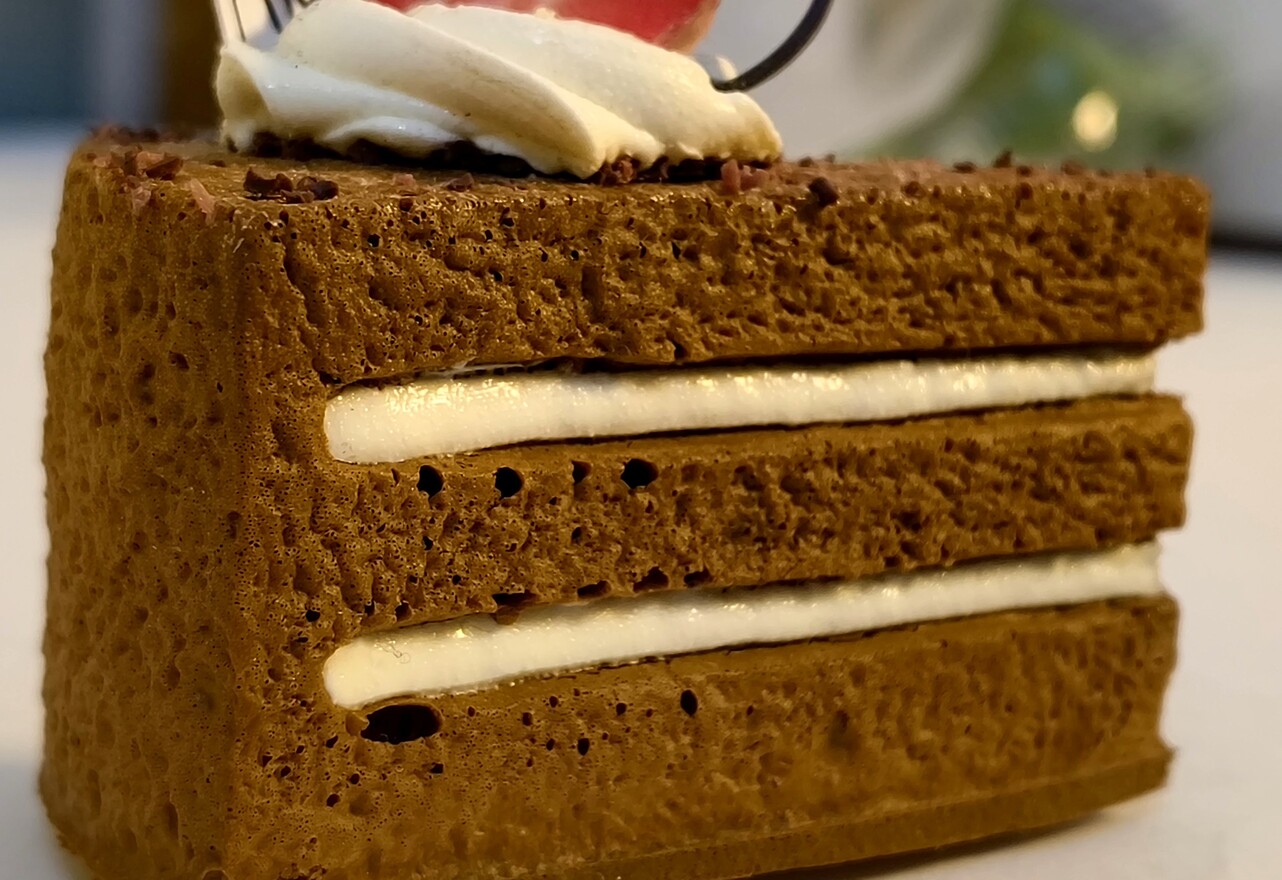 Chocolate Cake Slice Fridge Magnet – Handmade Dessert Décor with Cream Layers & Strawberry Topper