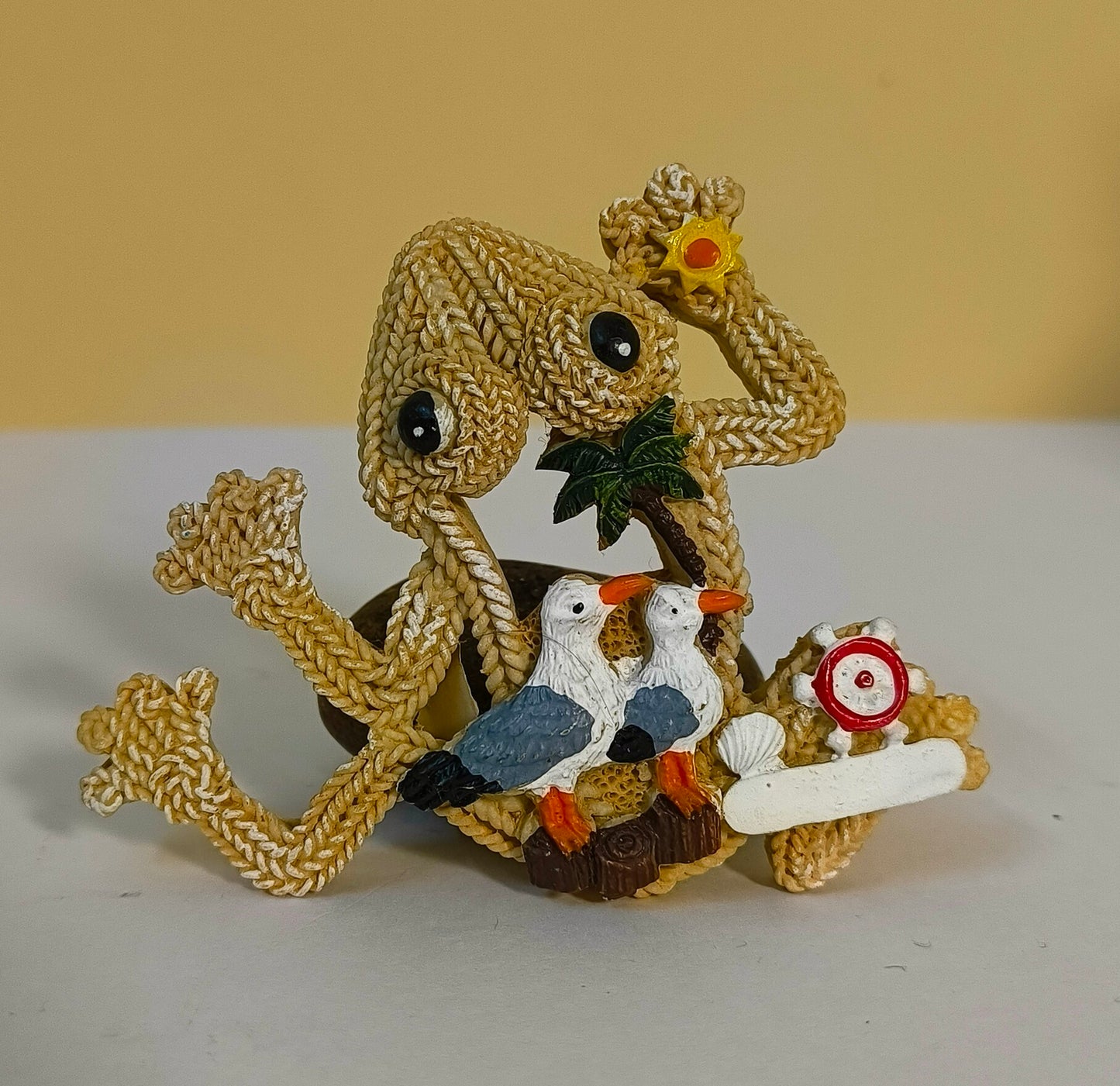 Sunny Beach Frog Fridge Magnet – Handmade Coastal Décor with Palm Trees, Seagulls & Nautical Summer Vibes