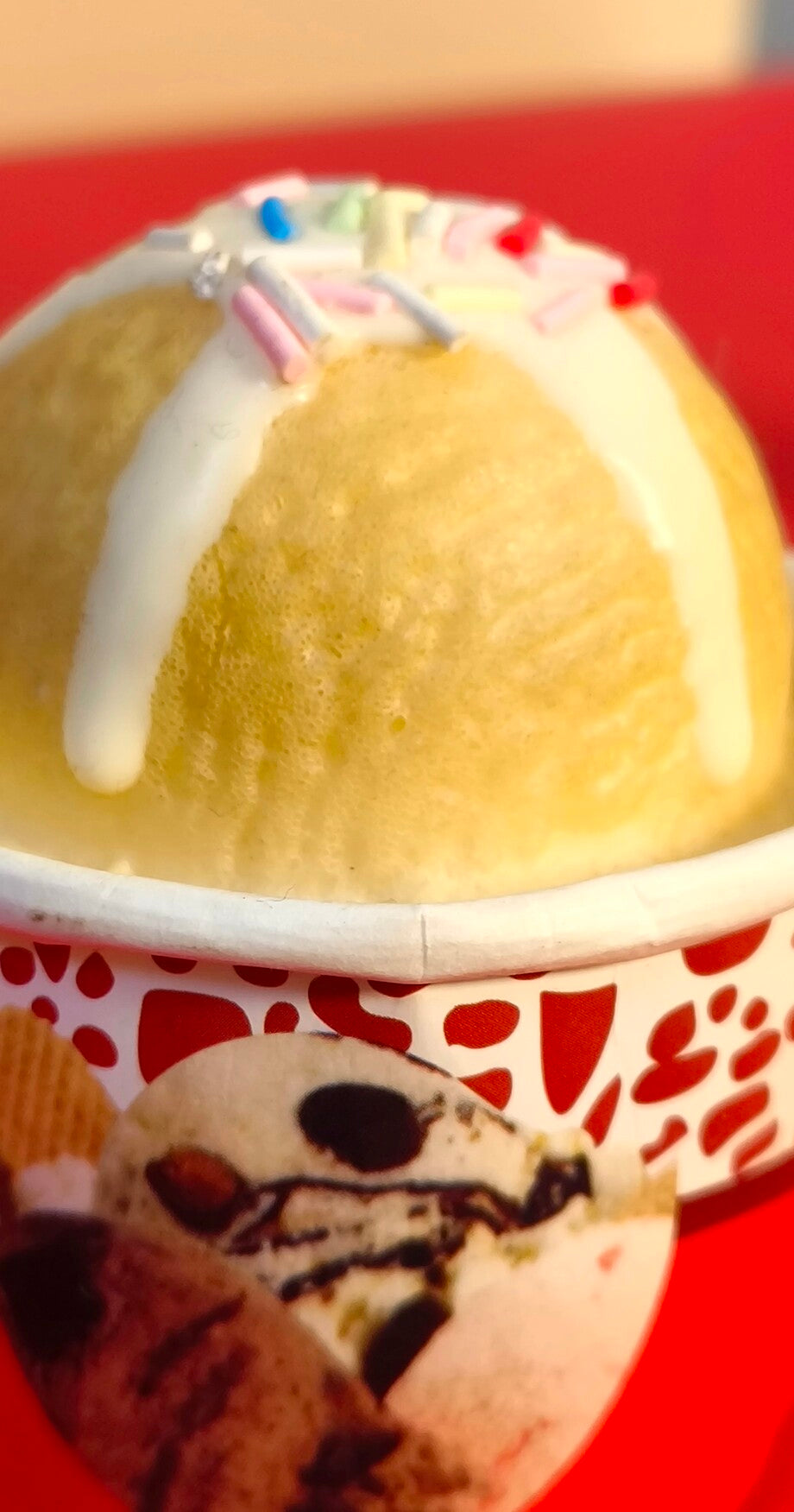 Vanilla Cupcake Fridge Magnet – Handmade Cupcake Décor with Drizzle & Sprinkles