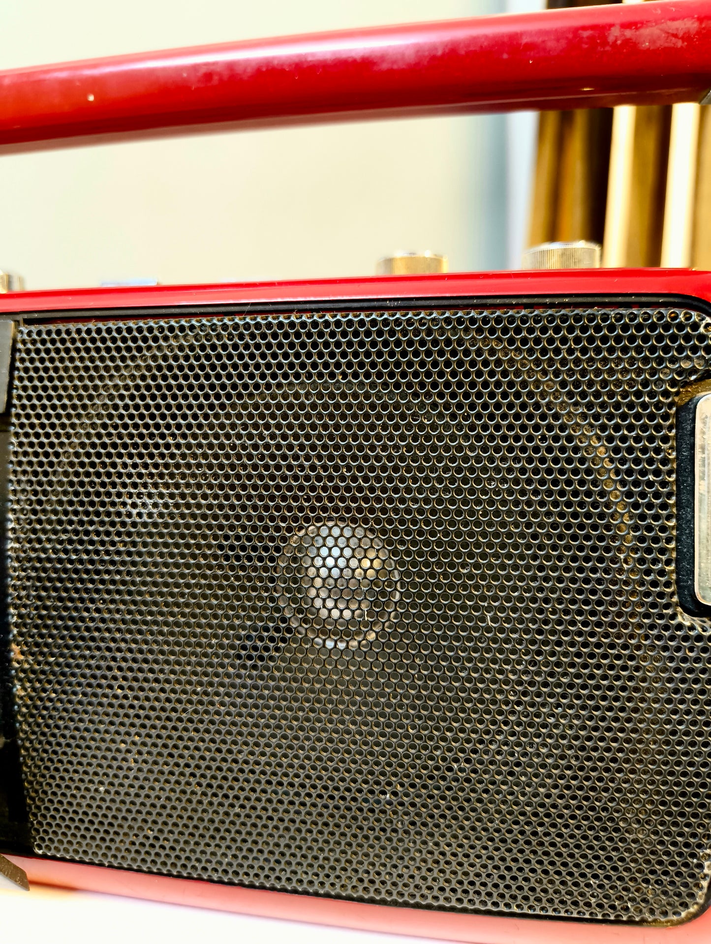 Vintage Red Radio Cassette Player – National Brand Collectible Retro Radio for Home Décor & Music Enthusiasts