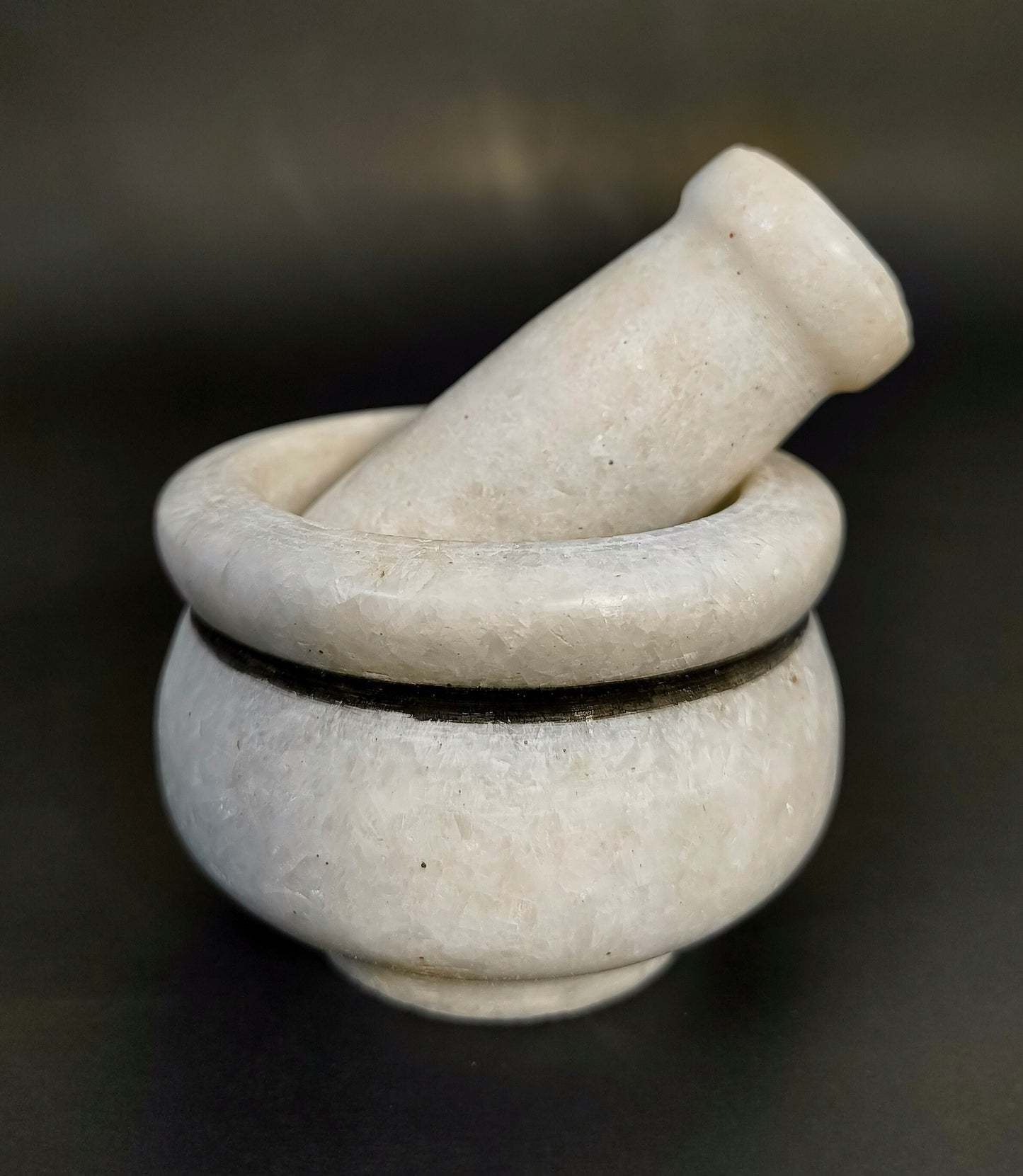 Handcrafted White Marble Mortar & Pestle – Traditional Spice & Herb Grinder for Kitchen, Ayurveda & Cooking Lovers